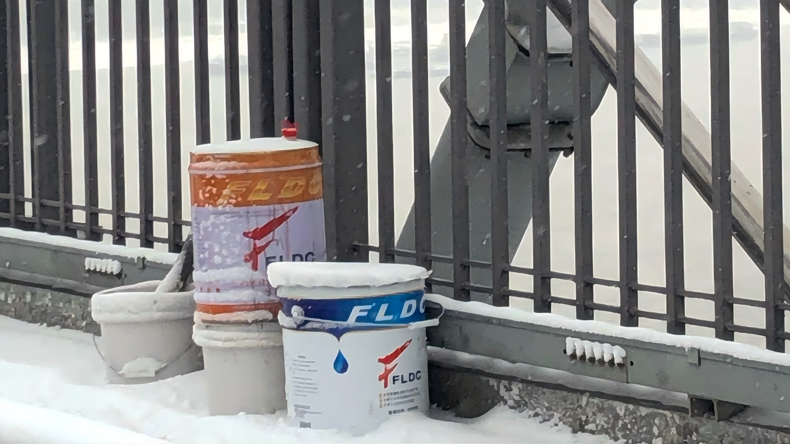 武漢陽邏長江公路大橋防腐工程：富萊德高性能防腐涂料的成功應用