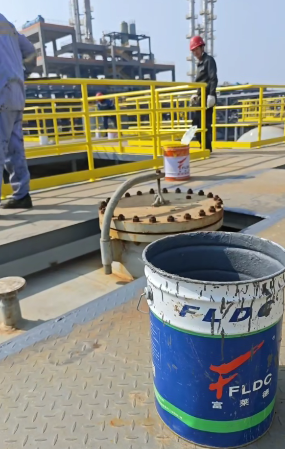 涂裝中的化工金屬欄桿2