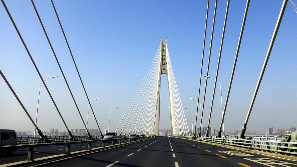 ?富萊德涂料在橋梁鋼結構、混凝土結構和潮差區的防腐應用