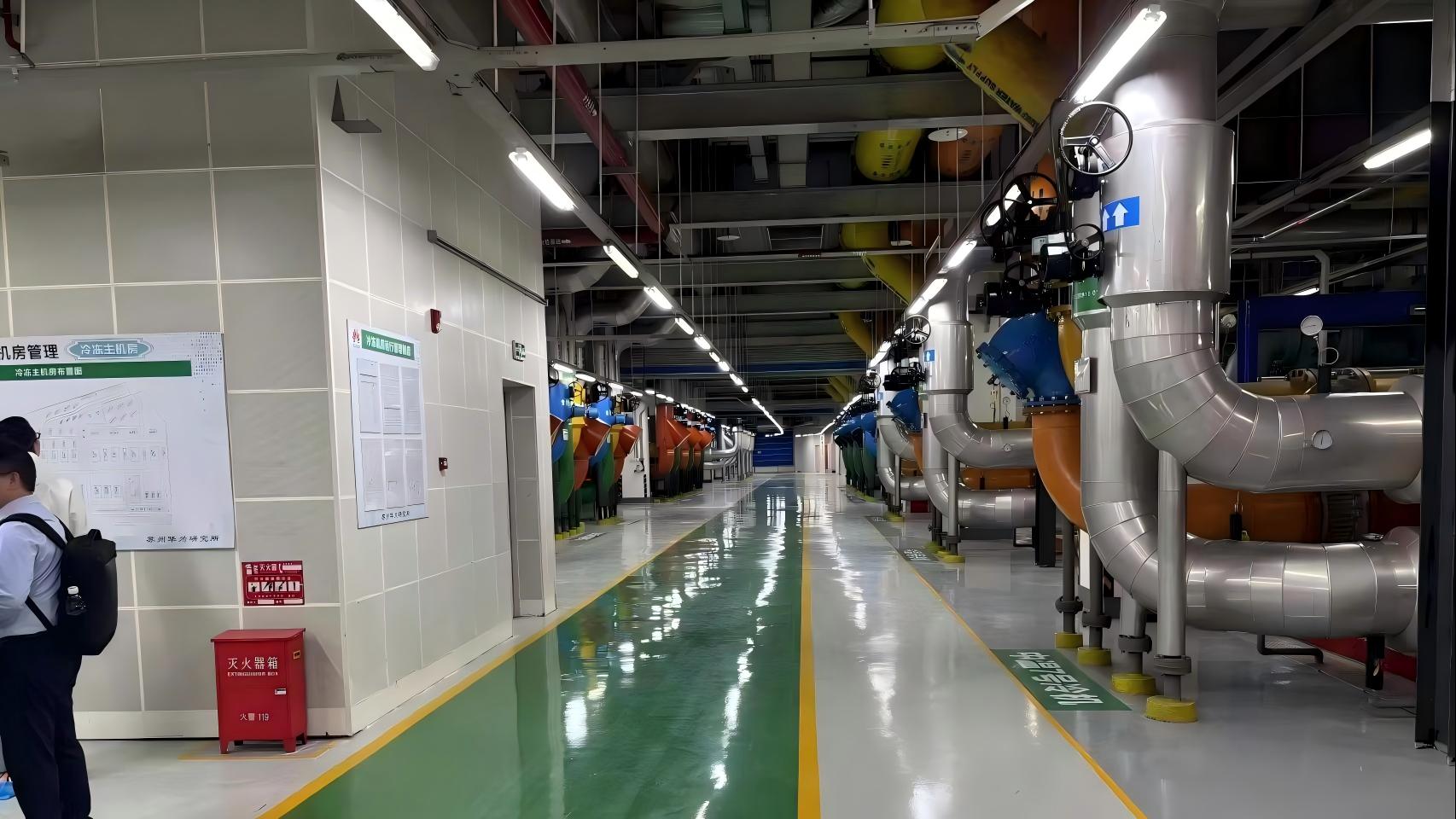 富萊德環氧地坪漆在武漢華為基地冷凍機房的應用